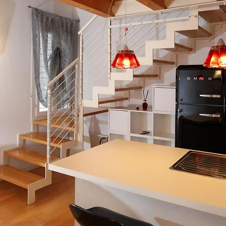 Cindy House - Centro Storico Apartment