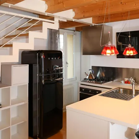 Cindy House - Centro Storico Apartment *